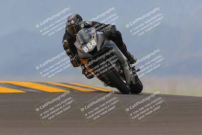 media/Sep-11-2022-SoCal Trackdays (Sun) [[81b7e951af]]/Turn 9 (930am)/